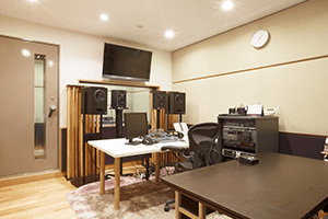 録音スタジオ スタジオ2 コントロールルーム